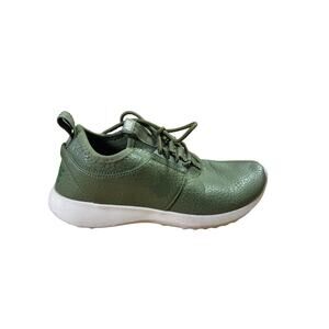 Nike Juvenate Premium Womens Shoes Lace Up Sneakers Green Size 6 844973-300 JV